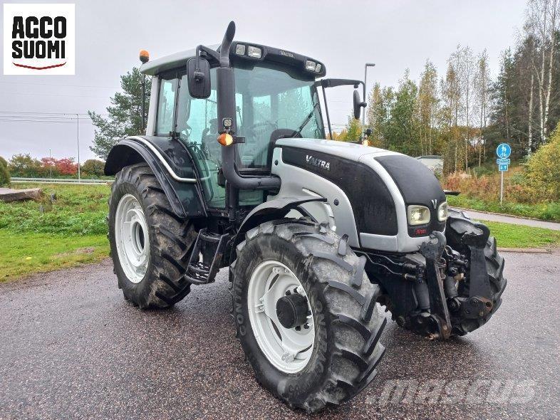 Valtra N141 A Ciągniki rolnicze