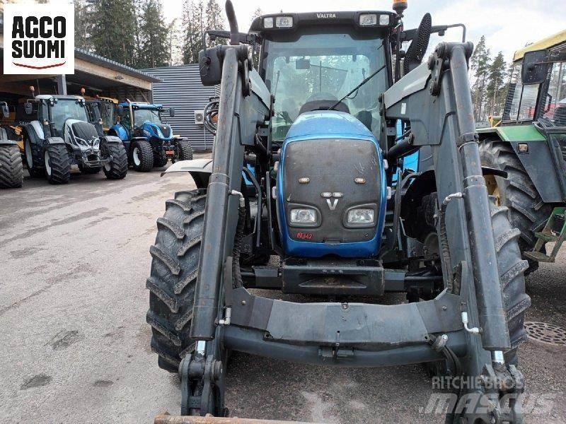 Valtra N142 D +EK Ciągniki rolnicze