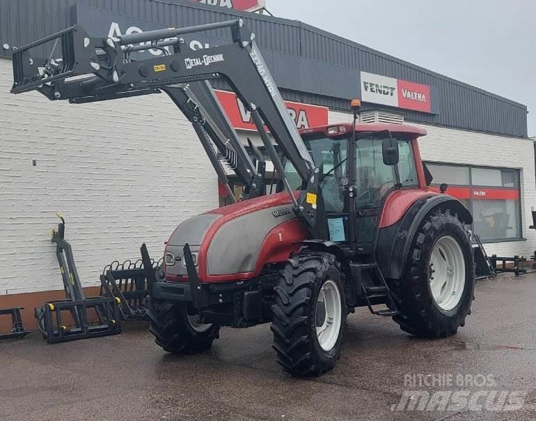 Valtra T150 Ciągniki rolnicze