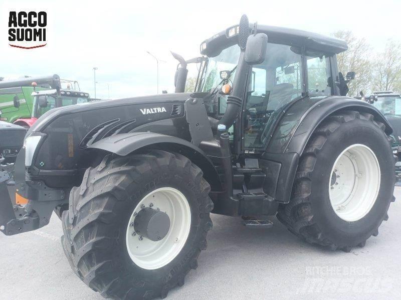 Valtra T213 VERSU Ciągniki rolnicze