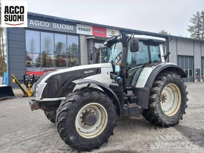 Valtra T213 VERSU Ciągniki rolnicze