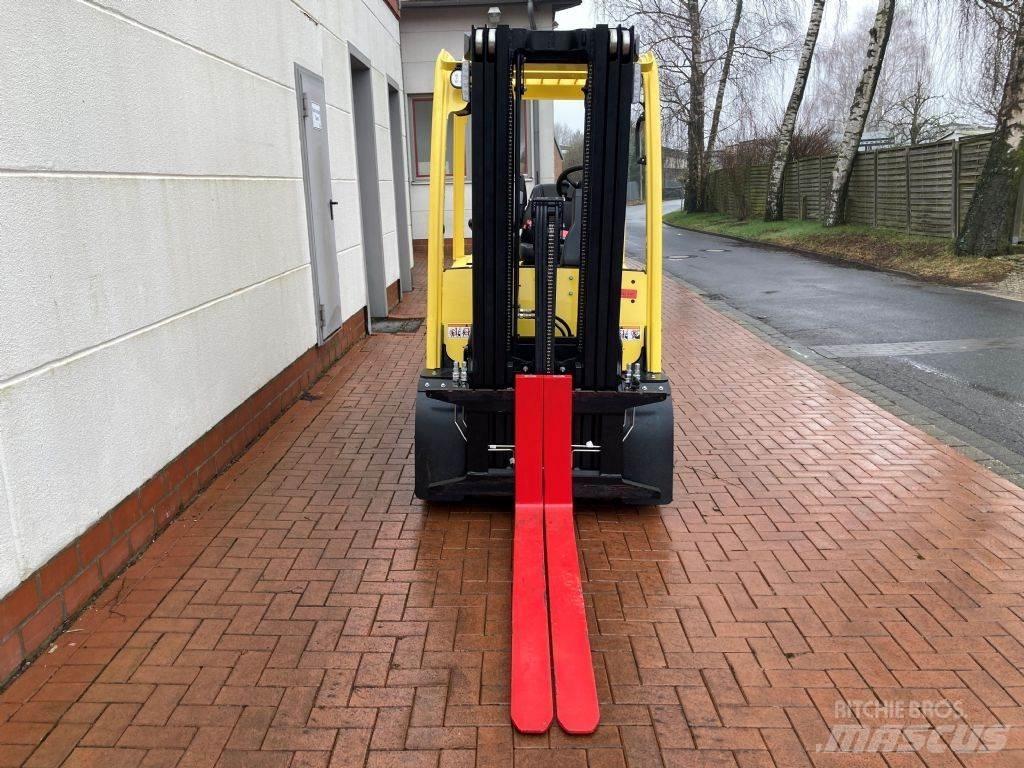 Hyster J 3.0 XN Wózki elektryczne