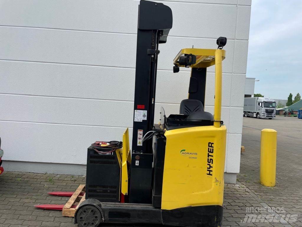 Hyster R 1.4 Wózki widłowe wysokiego składowania