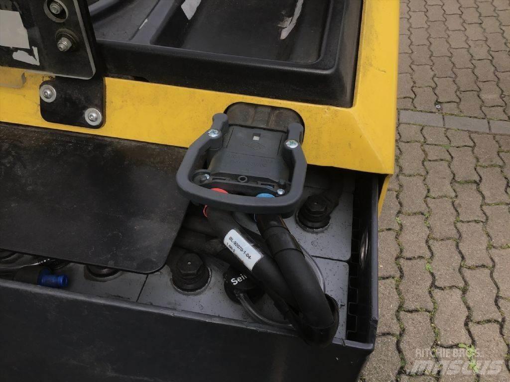 Hyster R 1.6 Wózki widłowe wysokiego składowania