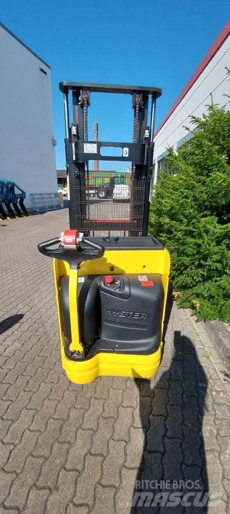 Hyster S 1.4 IL Wózki widłowe unoszące z dyszlem