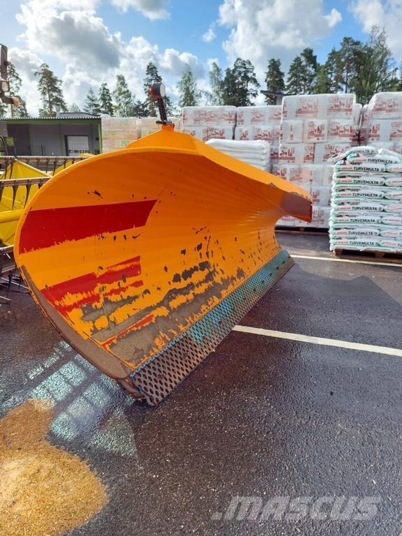  AA360 Lemiesze i pługi śnieżne