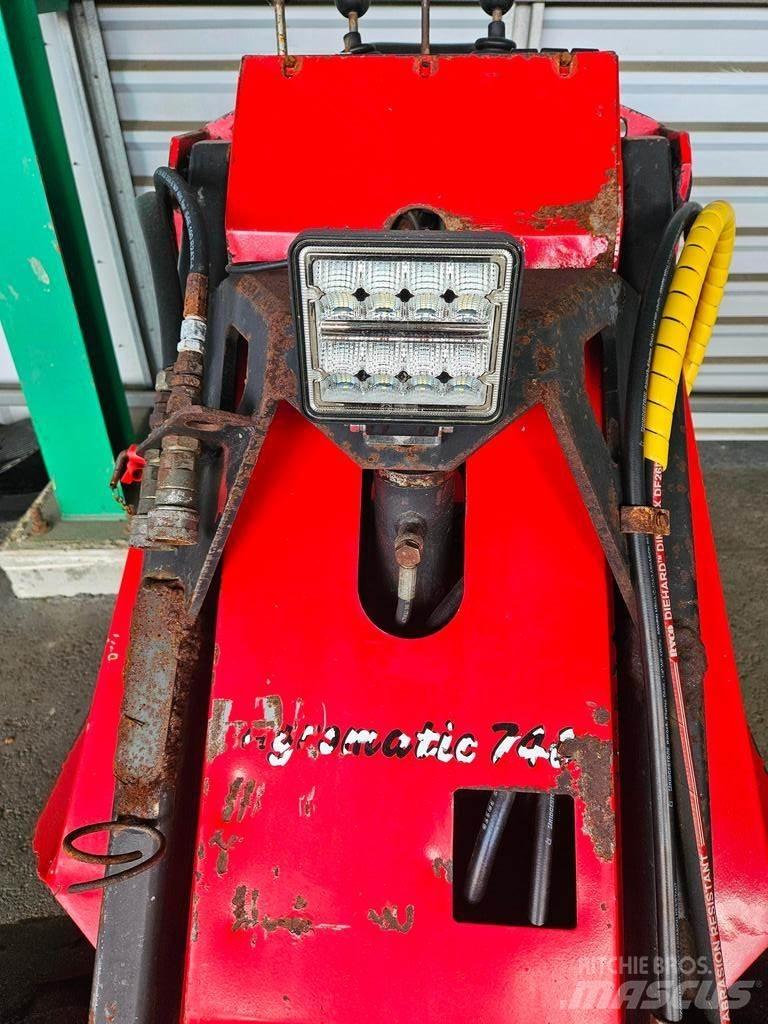 Agromatic  Ładowarki wielofunkcyjne
