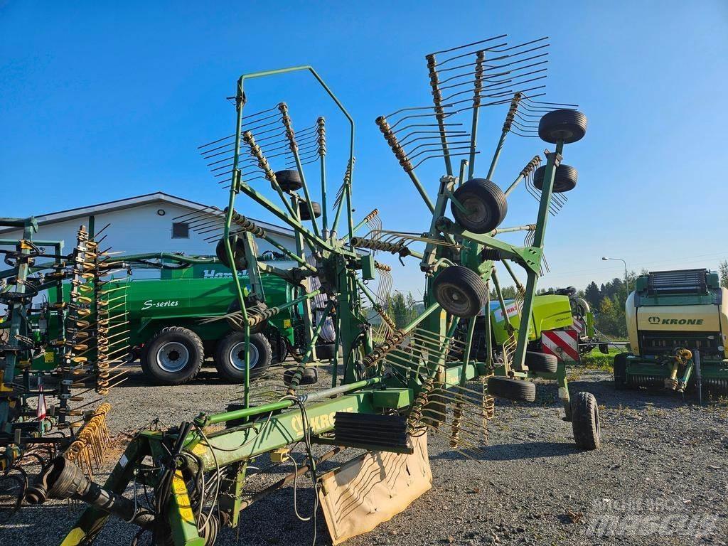Krone 900 Zgrabiarki i przetrząsacze