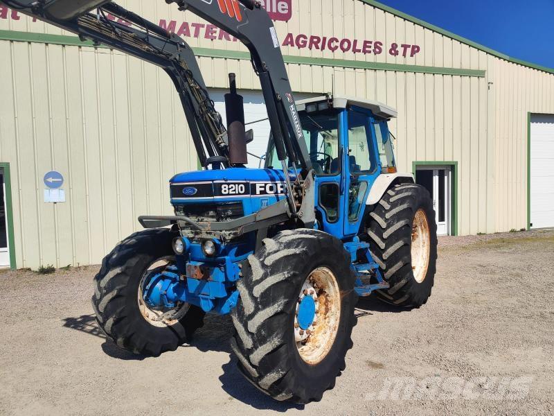 Ford 8210 Ciągniki rolnicze