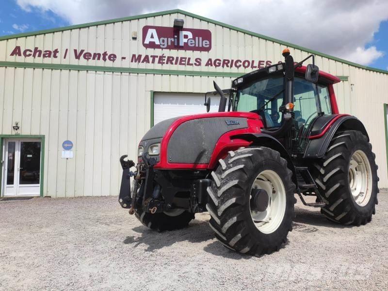 Valtra T151 Ciągniki rolnicze