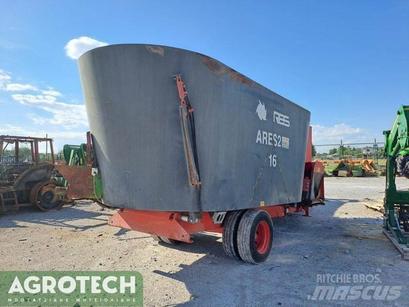 Ares 16 κυβικά Ciągniki rolnicze