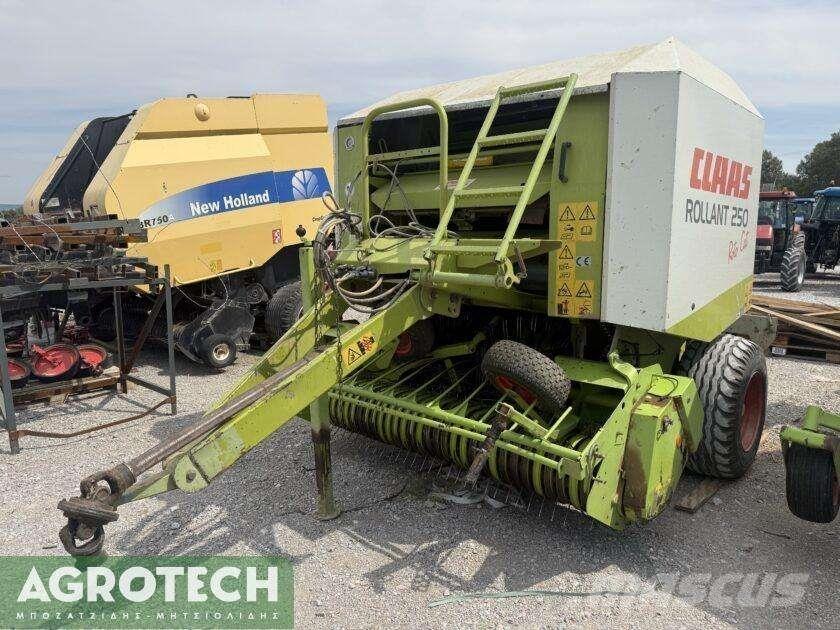 CLAAS Rollant 250 RC Prasy zwijające