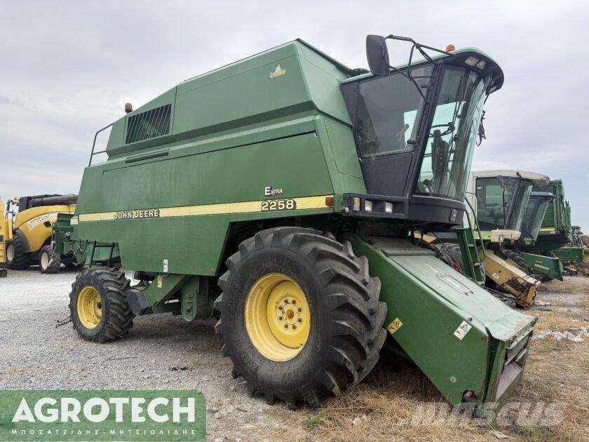 John Deere 2258 Ciągniki rolnicze