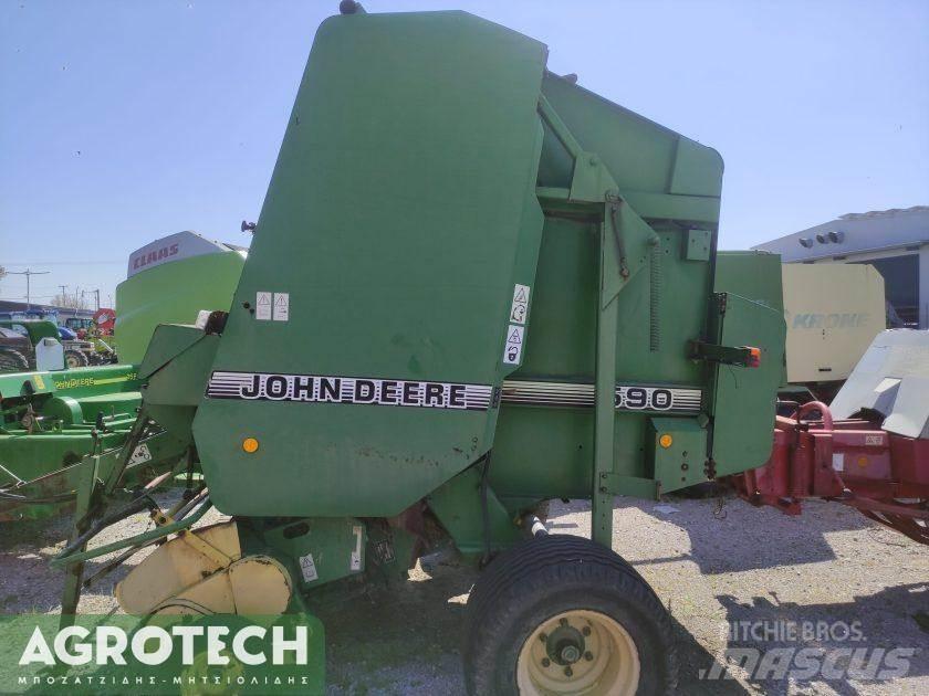John Deere 590 Prasy zwijające