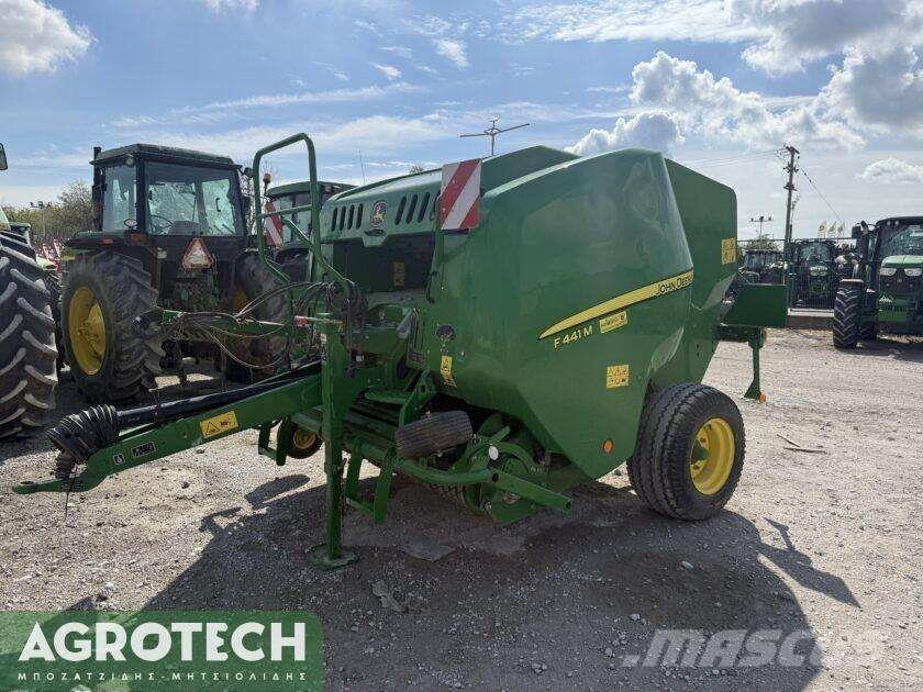 John Deere F441M Prasy zwijające