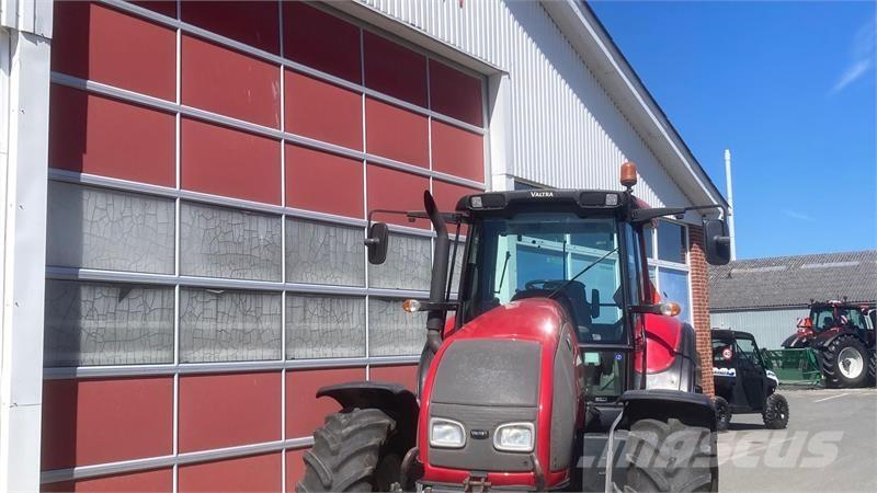 Valtra T130 Ciągniki rolnicze