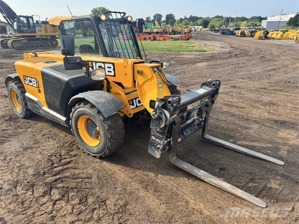 JCB 525-60 Ładowarki teleskopowe