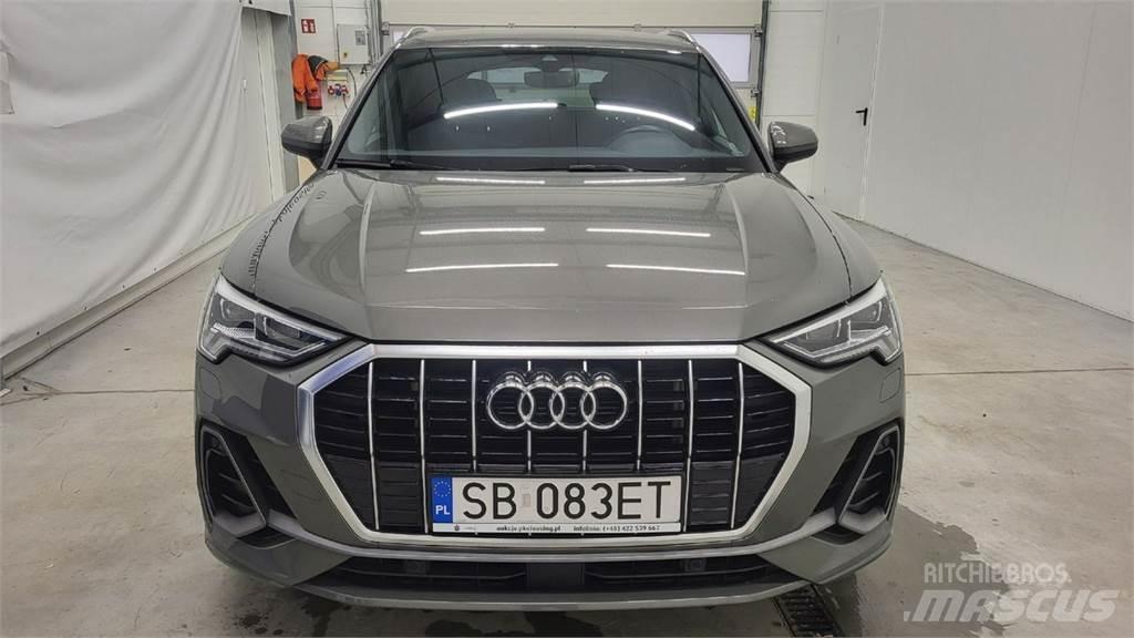 Audi Q3 Samochody osobowe