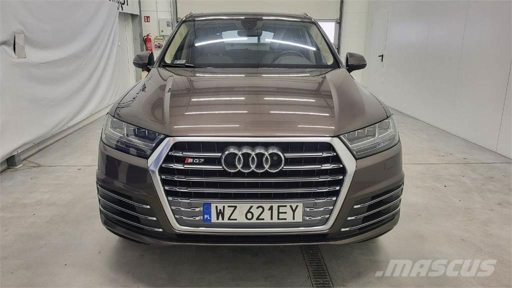 Audi SQ7 Samochody osobowe