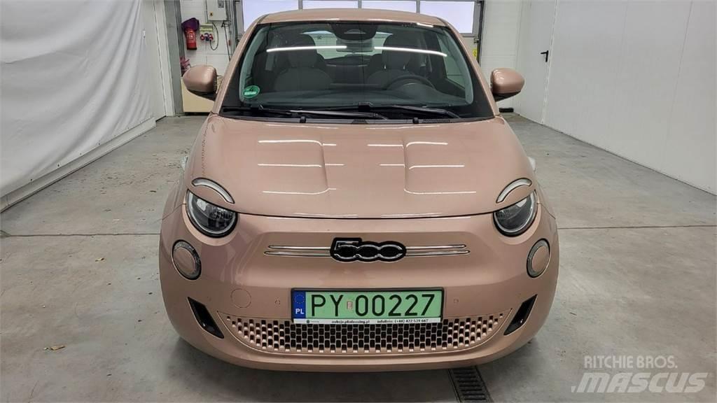 Fiat 500 Samochody osobowe