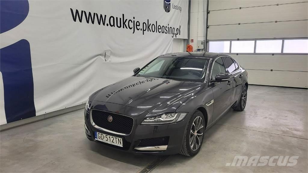Jaguar XF Samochody osobowe