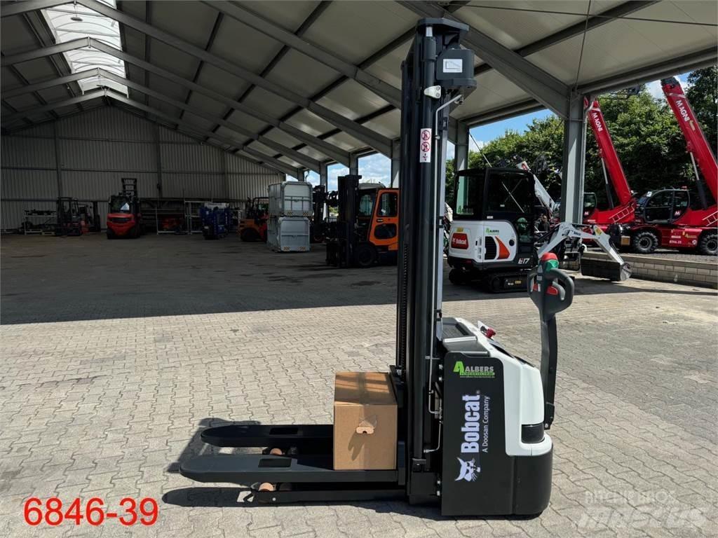 Bobcat BSL 16 N 7 Wózki widłowe unoszące z dyszlem