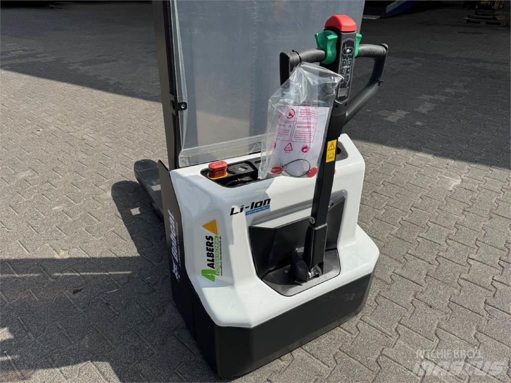 Bobcat LSM 12 N -7 Wózki widłowe unoszące z dyszlem