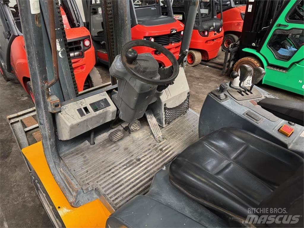 Jungheinrich DFG 545 Wózki Diesla