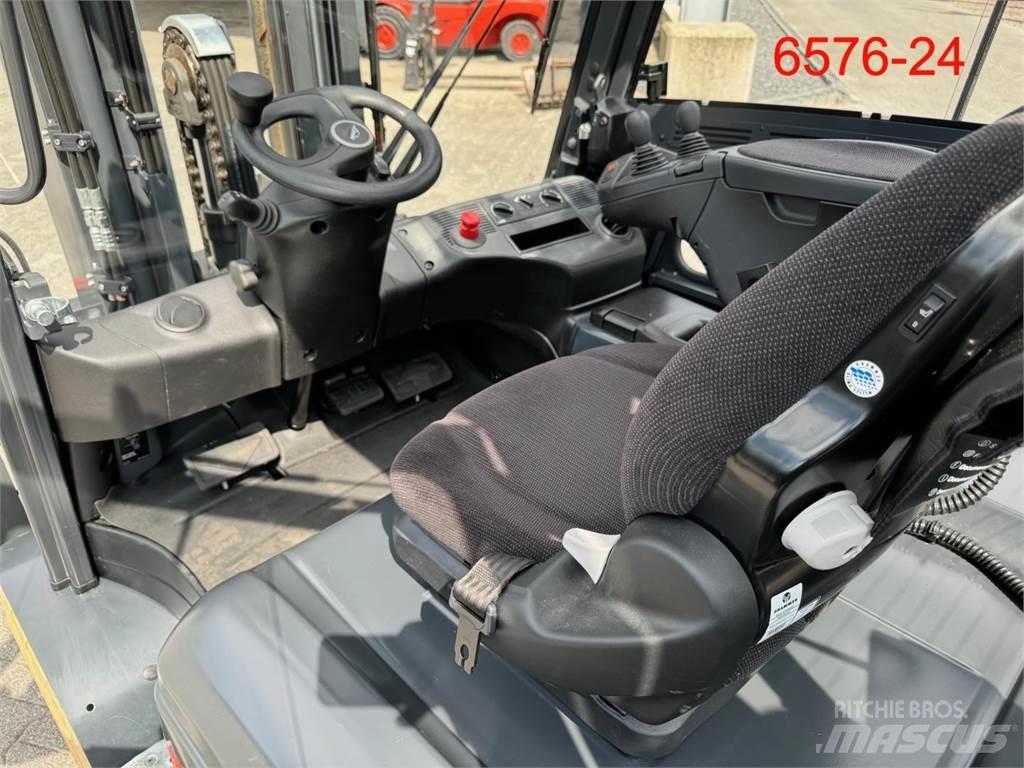 Linde E 50 HL 01 Wózki elektryczne