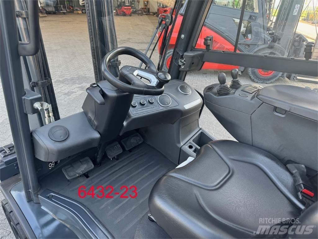 Linde H 30 T 01 Wózki LPG
