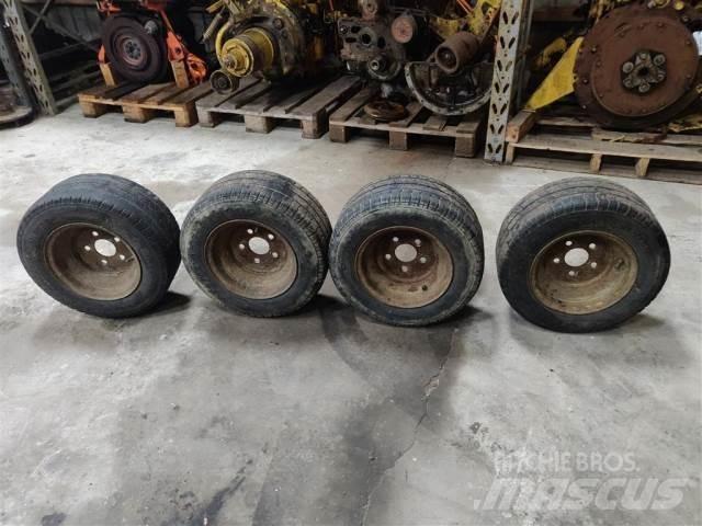  10 195/55R10 Przyczepy do transportu samochodów
