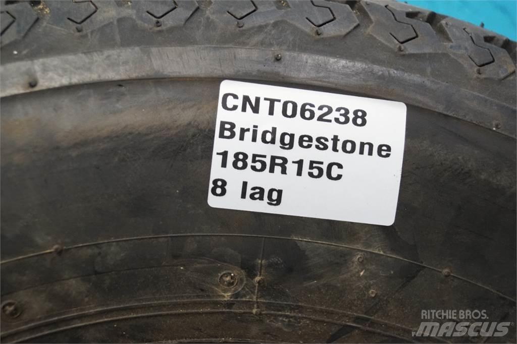  15 185R15C Opony, koła i felgi