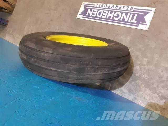  16 7.50-16 Opony, koła i felgi
