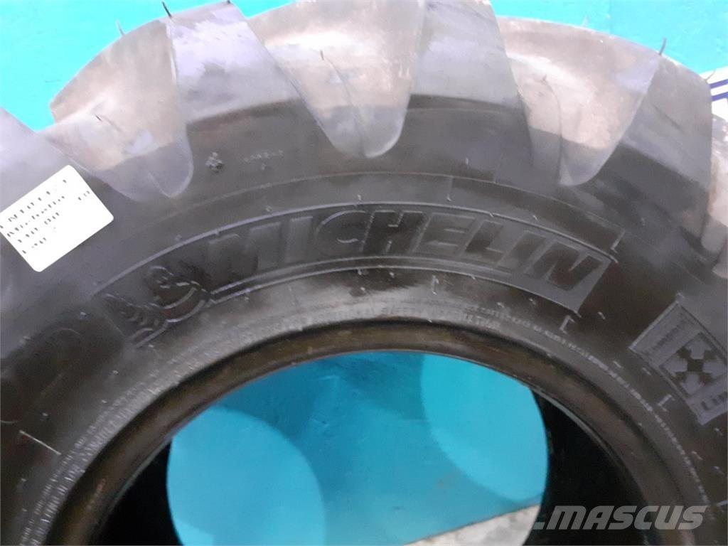  18 340/80R18 Opony, koła i felgi