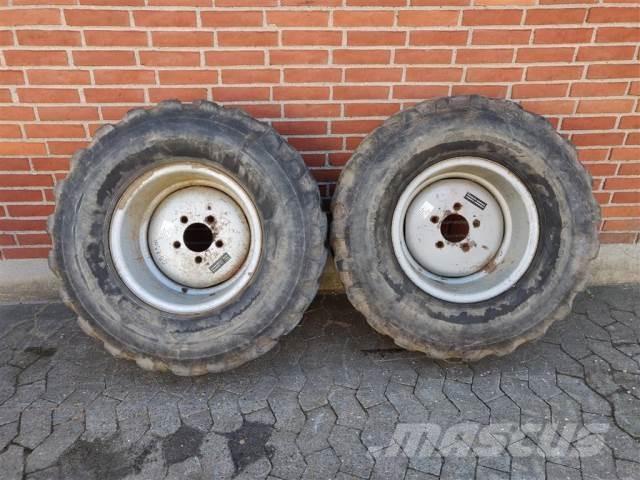  18 365/70R18 Opony, koła i felgi