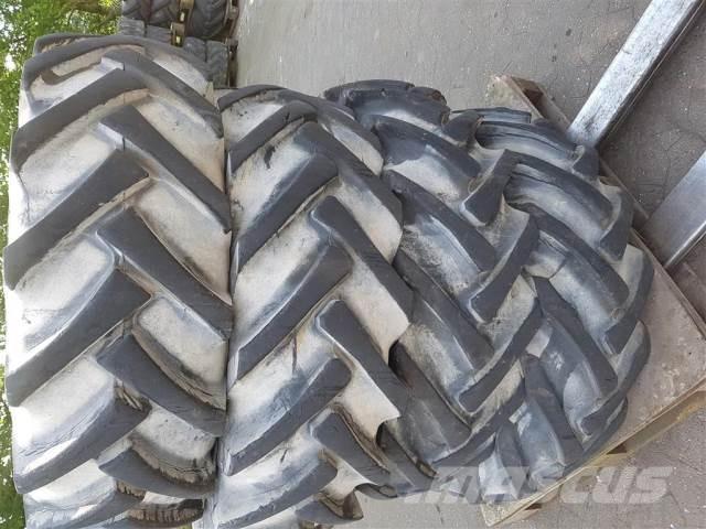  24 15.5/80-24 Opony, koła i felgi
