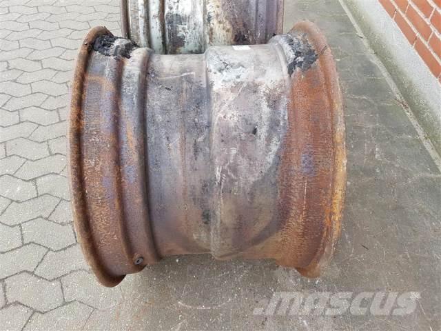  26 DW20AX26 Opony, koła i felgi