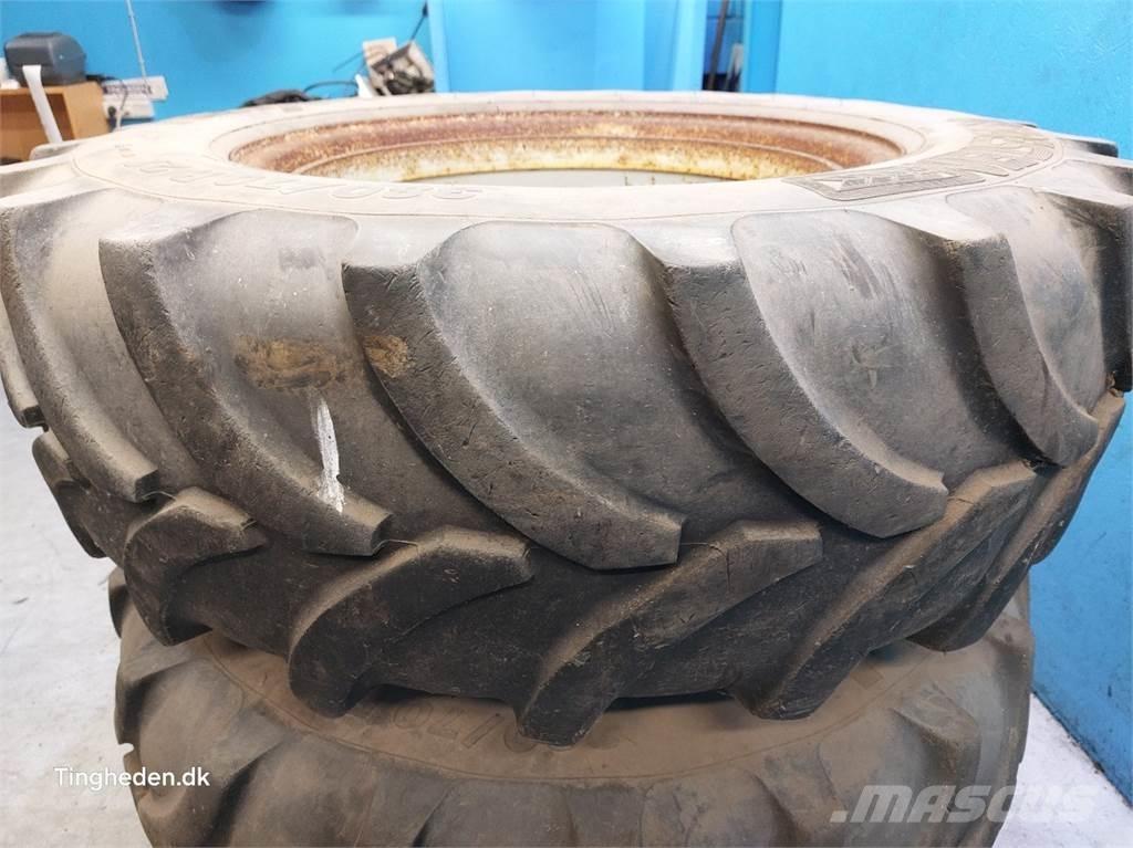  28 380/70R28 Opony, koła i felgi