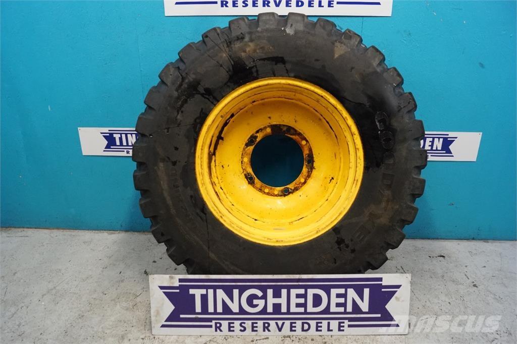  28 440/80R28 Opony, koła i felgi