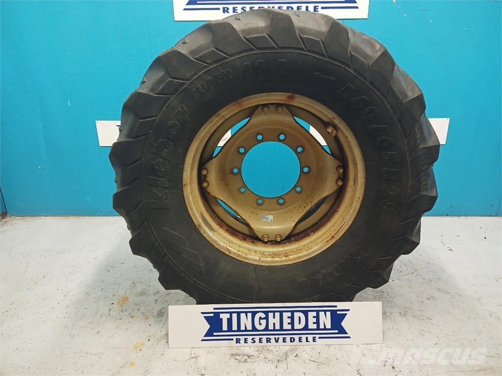  28 540/65R28 Opony, koła i felgi