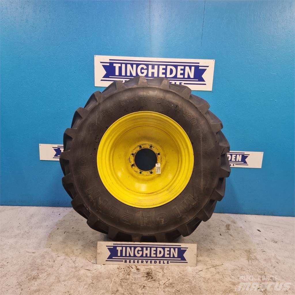  30 540/65 R30 Opony, koła i felgi