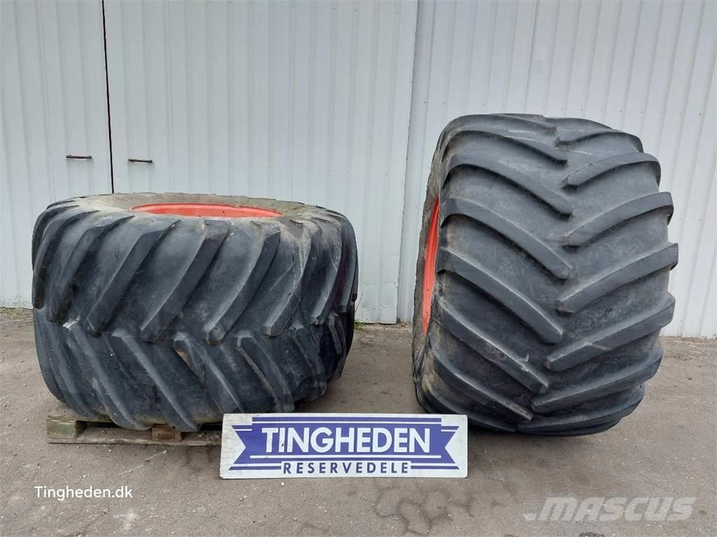  32 1050/50R32 Opony, koła i felgi
