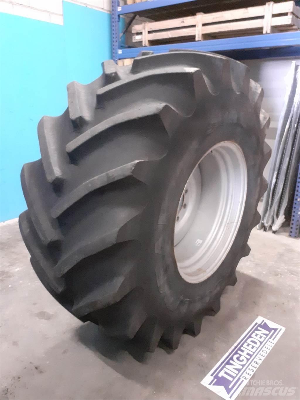  32 800/65R32 Opony, koła i felgi
