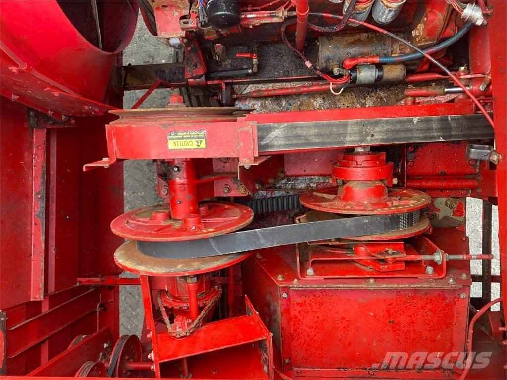 CASE 1620 Kombajny zbożowe