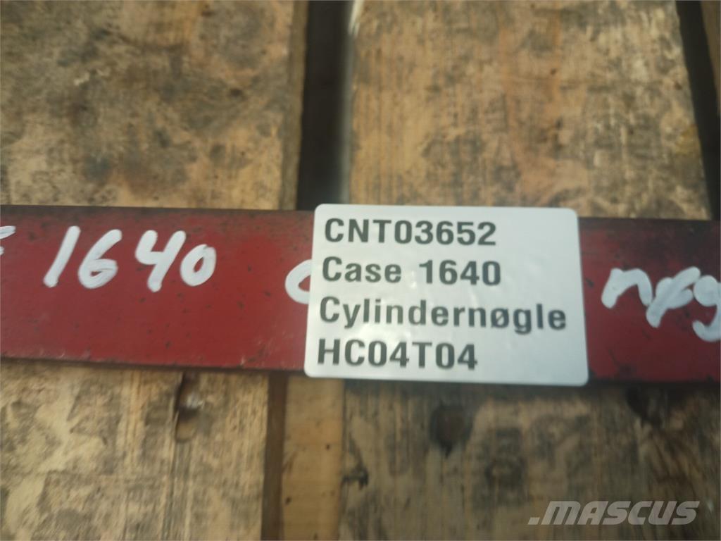 CASE 1640 Akcesoria do kombajnów zbożowych