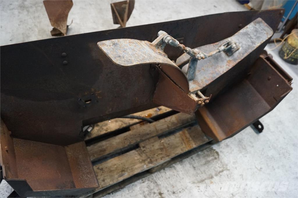 CASE 8010 Akcesoria do kombajnów zbożowych