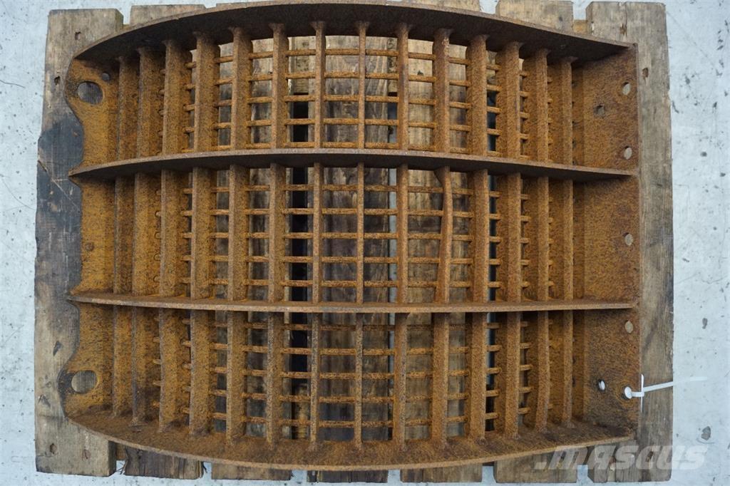 CASE 8010 Akcesoria do kombajnów zbożowych