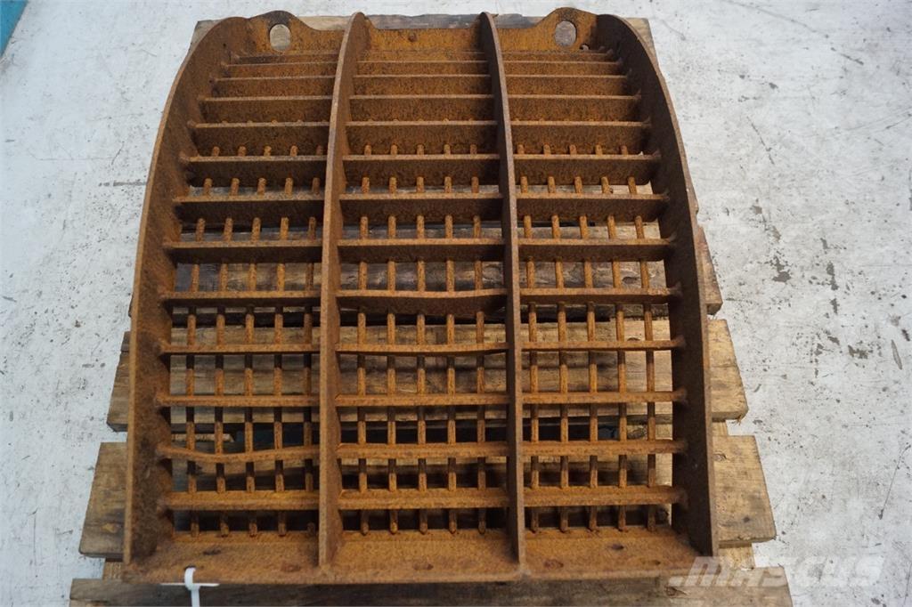 CASE 8010 Akcesoria do kombajnów zbożowych