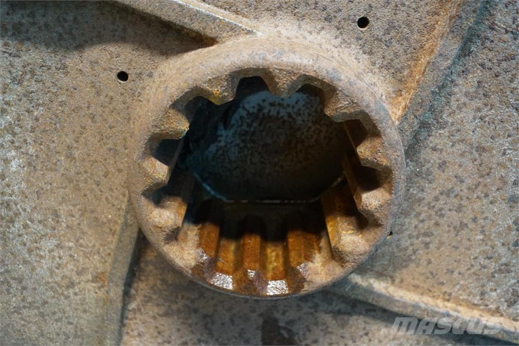CASE 8010 Akcesoria do kombajnów zbożowych