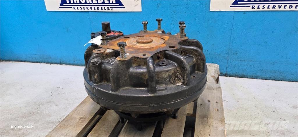 CASE 8010 Akcesoria do kombajnów zbożowych
